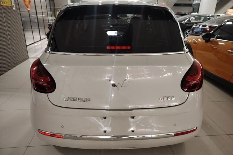 Used Wuling Bingo 2023 333 km Lingxi Connected Version Rear