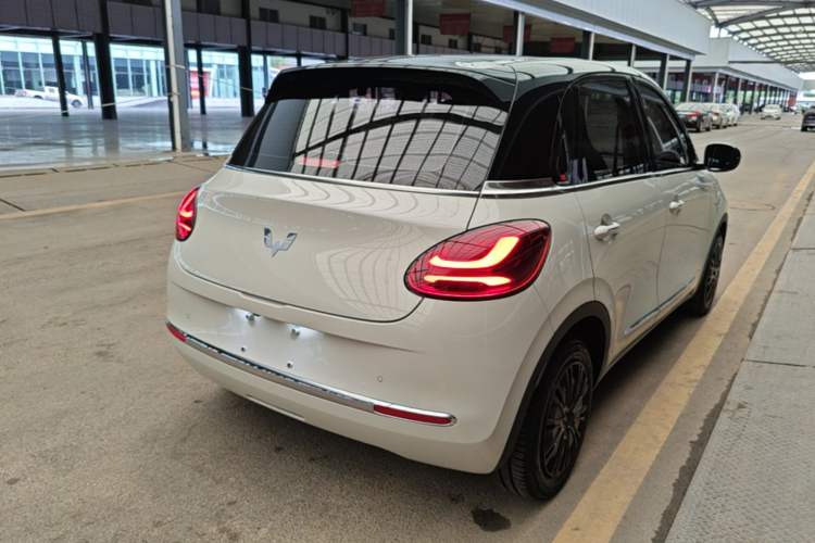 Used Wuling Bingo 2023 333 km Lingxi Connected+ Version Rear Right 45 Deg