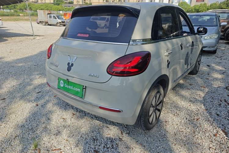 Used Wuling Bingo 2023 203km Comfort Edition Rear Right 45 Deg