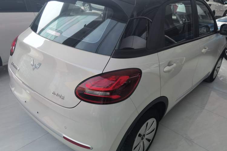Used Wuling Bingo 2023 203km Light Edition Rear Right 45 Deg