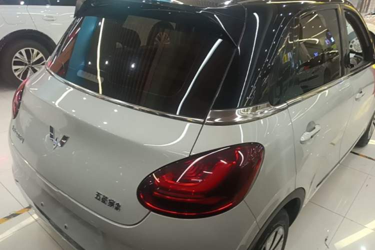 Used Wuling Bingo 2023 333 km Lingxi Connected Version Rear Right 45 Deg