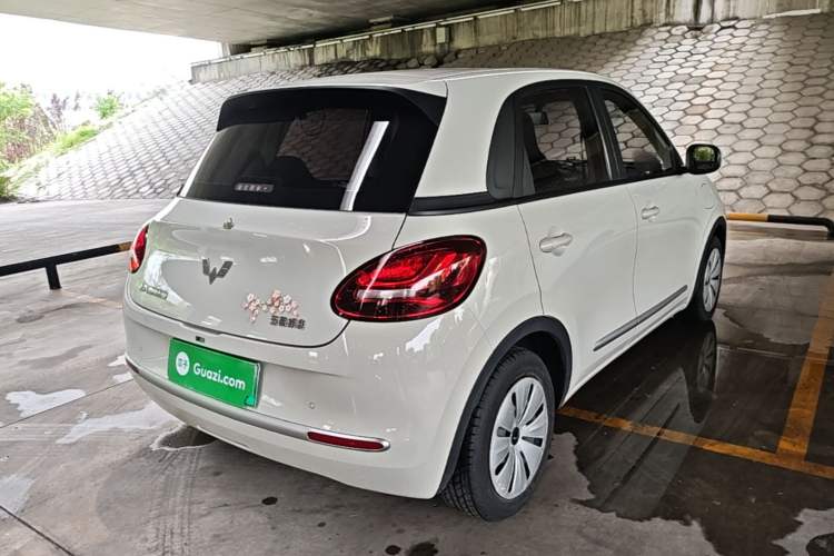Used Wuling Bingo 2023 203km Light Edition Rear Right 45 Deg