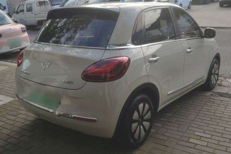 Used Wuling Bingo 2023 203km Comfort Edition Rear Right 45 Deg
