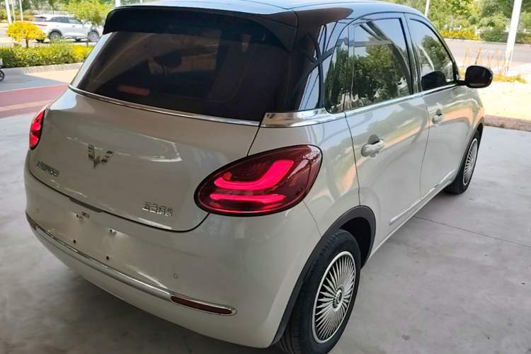 Used Wuling Bingo 2023 203km Comfort Edition Rear Right 45 Deg