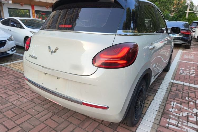 Used Wuling Bingo 2023 333 km Lingxi Connected Version Rear Right 45 Deg
