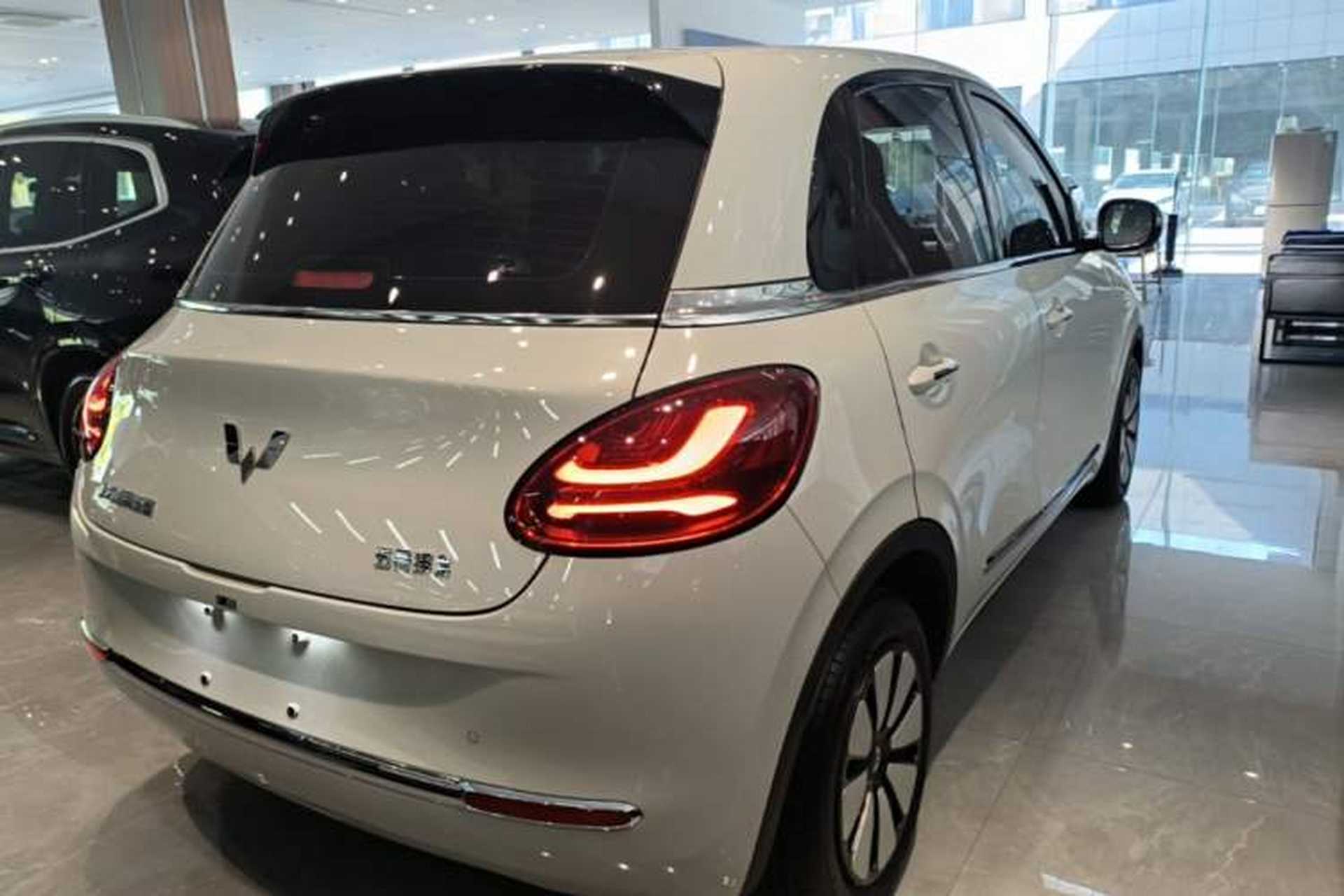 Used Wuling Bingo 2023 203km Comfort Edition Rear Right 45 Deg