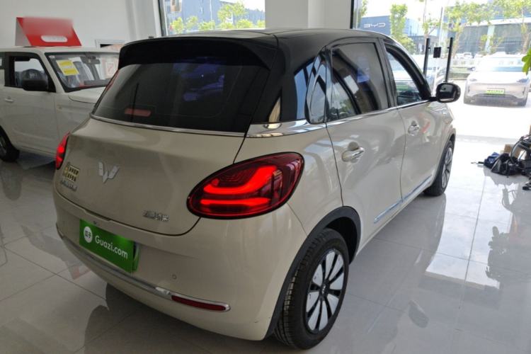 Used Wuling Bingo 2023 333 km Lingxi Connected Version Rear Right 45 Deg