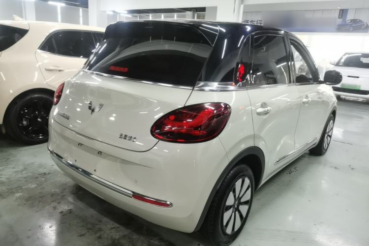 Used Wuling Bingo 2023 333 km Lingxi Connected+ Version Rear Right 45 Deg