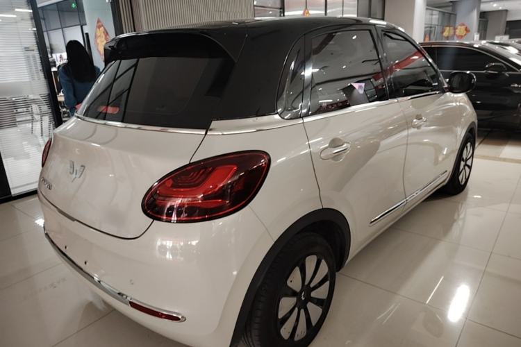 Used Wuling Bingo 2023 333 km Lingxi Connected Version Rear Right 45 Deg