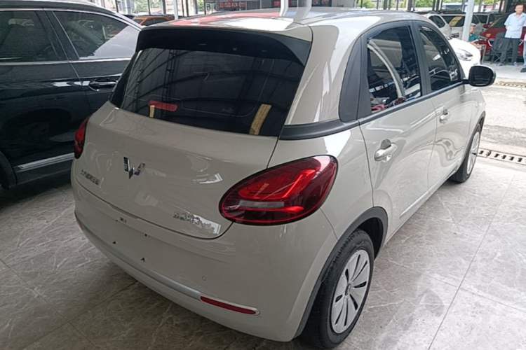 Used Wuling Bingo 2023 203km Light Edition Rear Right 45 Deg
