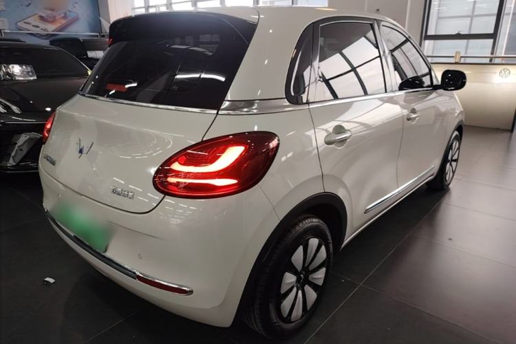 Used Wuling Bingo 2023 203km Comfort Edition Rear Right 45 Deg
