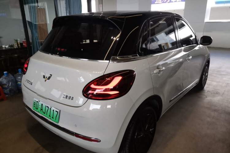 Used Wuling Bingo 2023 333 km Lingxi Connected Version Rear Right 45 Deg