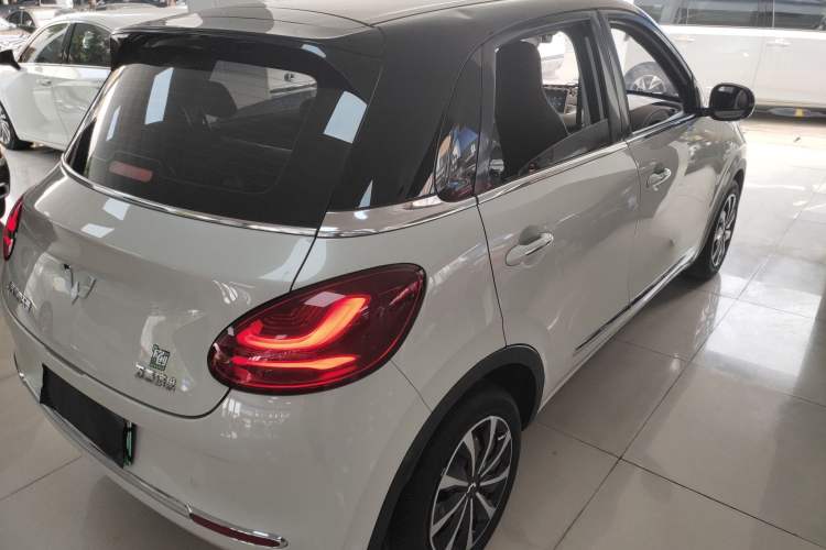 Used Wuling Bingo 2023 410 km Lingxi Deluxe Edition Rear Right 45 Deg