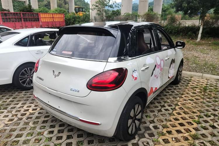 Used Wuling Bingo 2023 333 km Enjoyment Version Rear Right 45 Deg