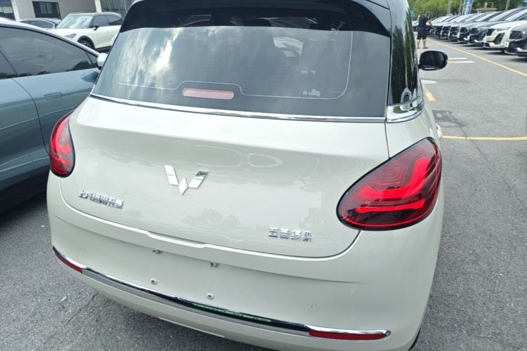 Used Wuling Bingo 2023 333 km Lingxi Connected+ Version Rear