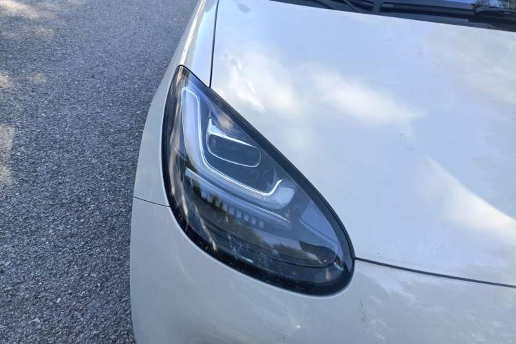 Used Wuling Bingo 2023 203km Comfort Edition Right Front Headlight