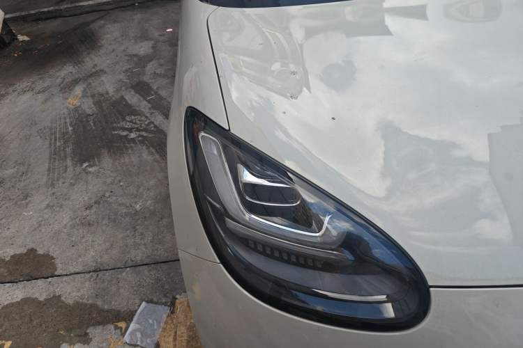 Used Wuling Bingo 2023 333 km Lingxi Connected+ Version Right Front Headlight