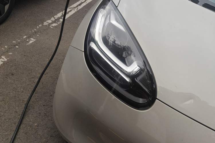 Used Wuling Bingo 2023 203km Light Edition Right Front Headlight