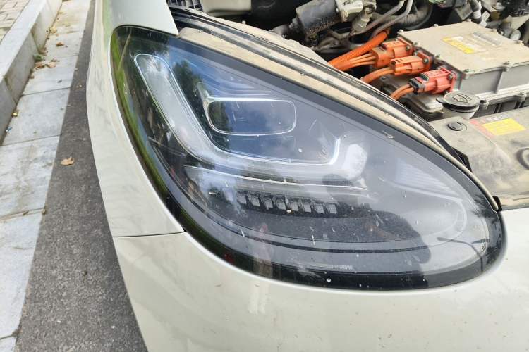 Used Wuling Bingo 2023 203km Comfort Edition Right Front Headlight