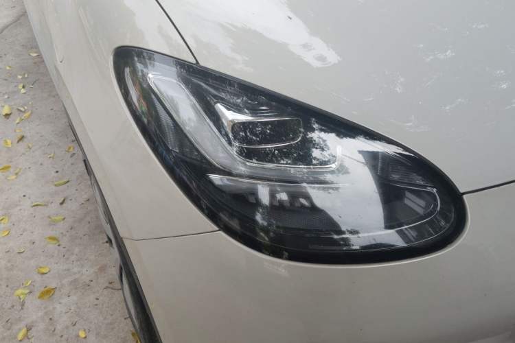 Used Wuling Bingo 2023 333 km Lingxi Connected+ Version Right Front Headlight