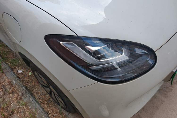 Used Wuling Bingo 2023 333 km Enjoyment Version Right Front Headlight