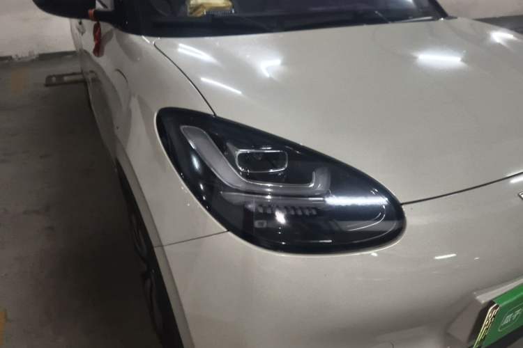 Used Wuling Bingo 2023 333 km Lingxi Connected+ Version Right Front Headlight
