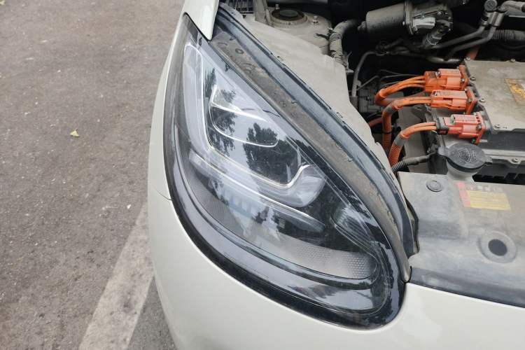 Used Wuling Bingo 2023 203km Comfort Edition Right Front Headlight