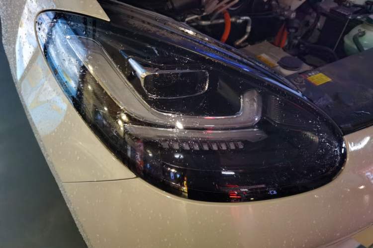 Used Wuling Bingo 2023 333km Enjoy+ Version Right Front Headlight