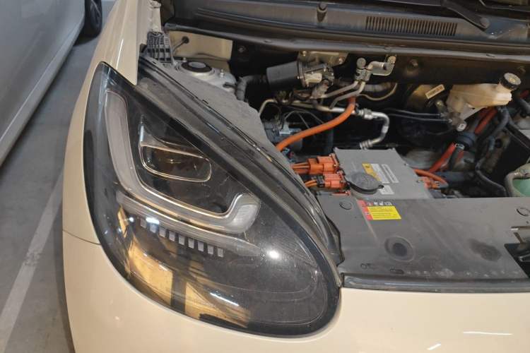 Used Wuling Bingo 2023 333 km Lingxi Connected+ Version Right Front Headlight