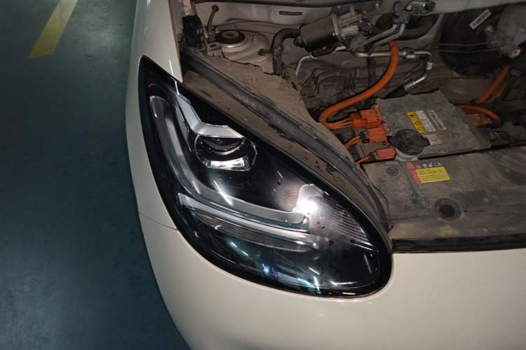 Used Wuling Bingo 2023 333 km Fast-Share Version Right Front Headlight