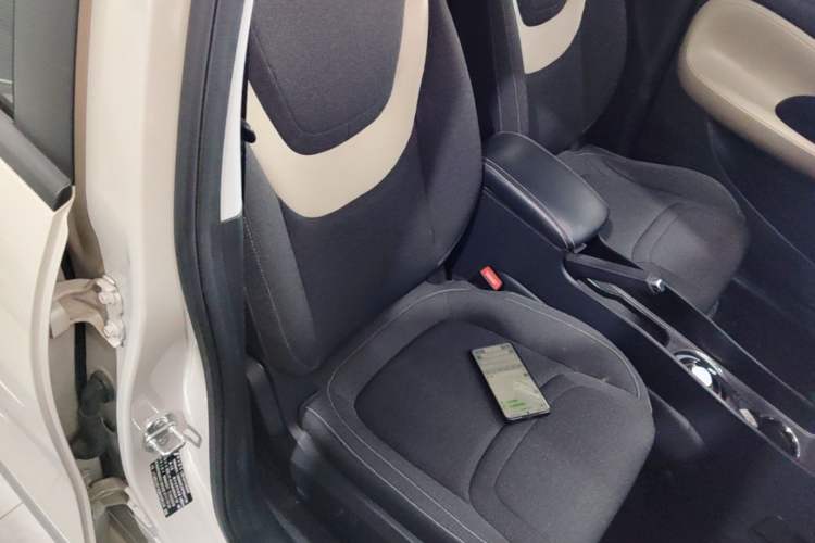 Used Wuling Bingo 2023 333 km Fast-Share Version Right Front Seat