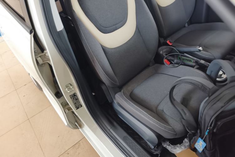 Used Wuling Bingo 2023 333 km Fast-Share Version Right Front Seat