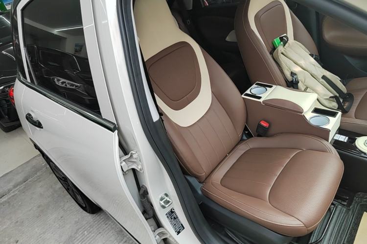 Used Wuling Bingo 2023 410 km Lingxi Deluxe Edition Right Front Seat