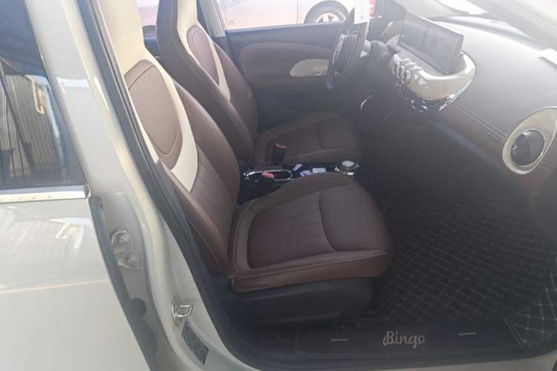 Used Wuling Bingo 2023 333 km Lingxi Connected+ Version Right Front Seat