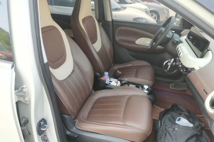 Used Wuling Bingo 2023 333 km Lingxi Connected+ Version Right Front Seat