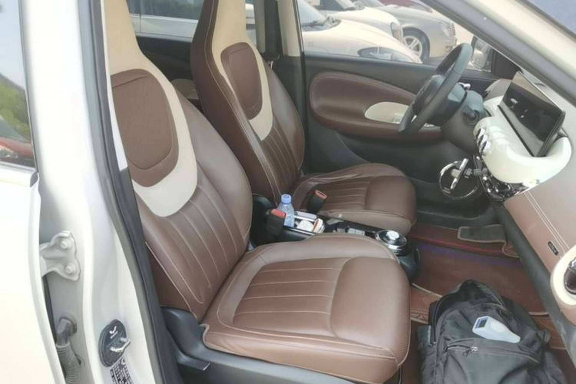 Used Wuling Bingo 2023 333 km Lingxi Connected+ Version Right Front Seat