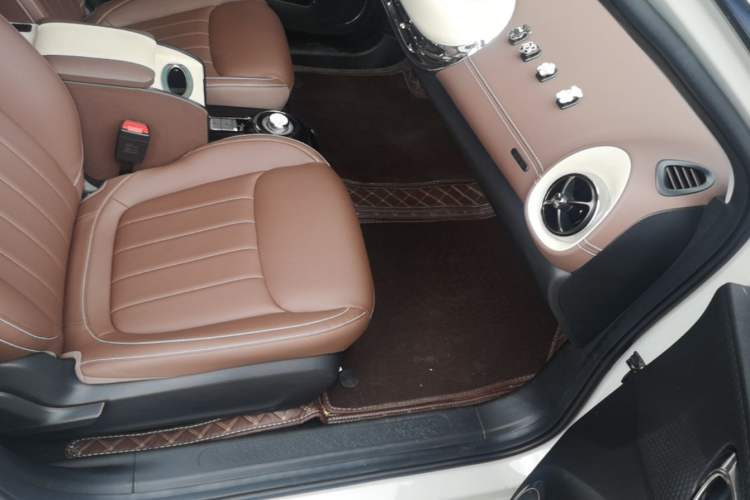 Used Wuling Bingo 2023 333km Enjoy+ Version Right Front Seat