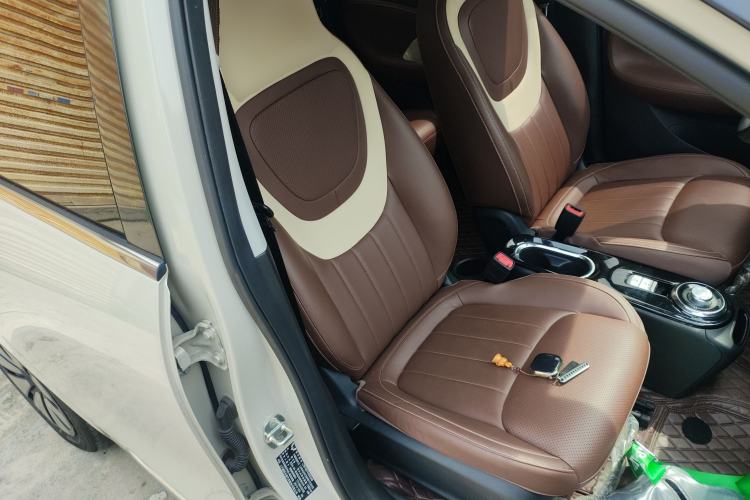 Used Wuling Bingo 2023 333km Enjoy+ Version Right Front Seat