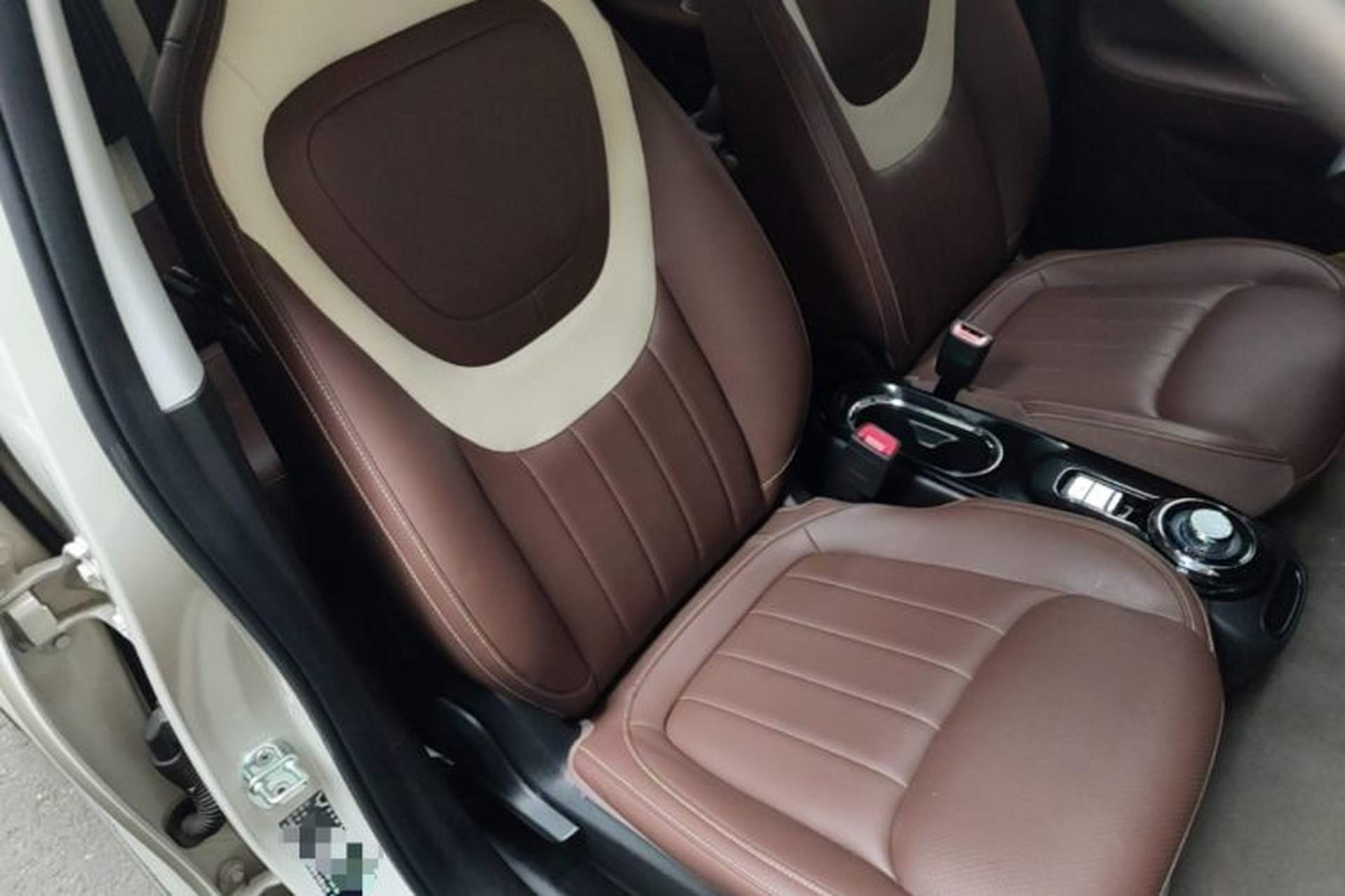 Used Wuling Bingo 2023 333 km Lingxi Connected+ Version Right Front Seat