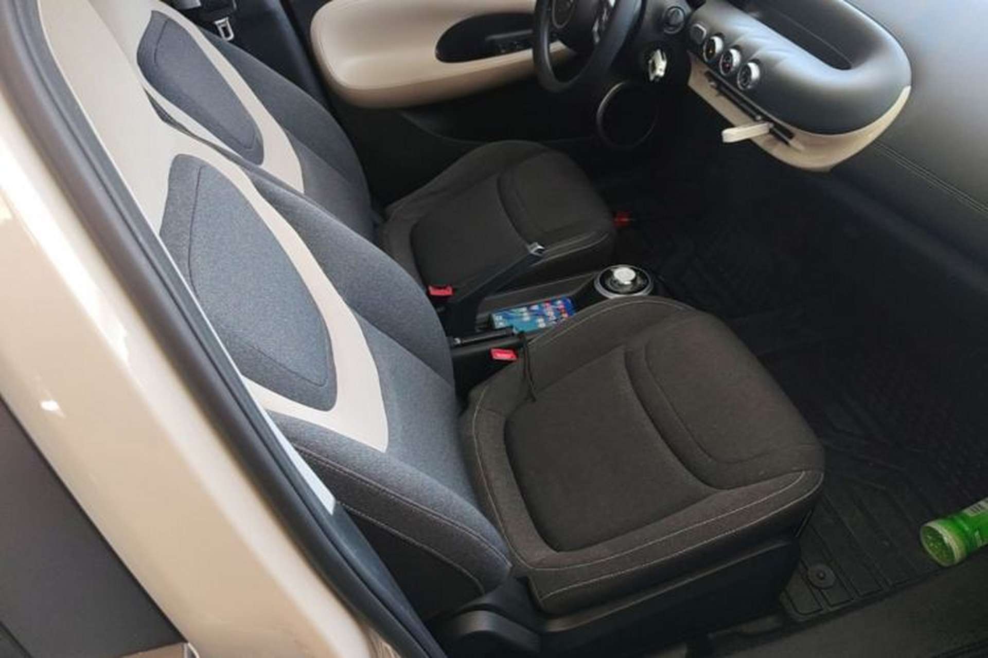Used Wuling Bingo 2023 203km Light Edition Right Front Seat