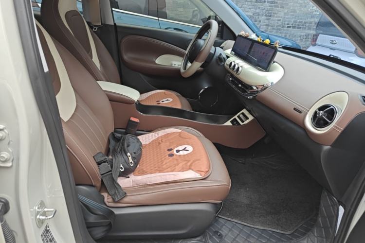 Used Wuling Bingo 2023 333 km Lingxi Connected Version Right Front Seat