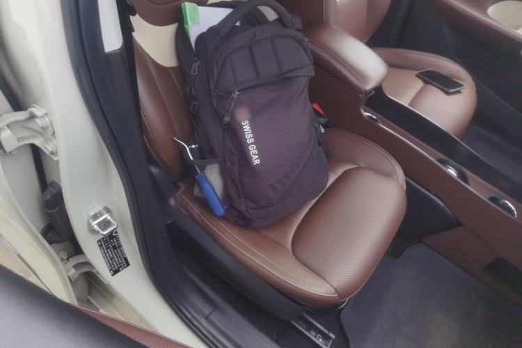 Used Wuling Bingo 2023 410 km Lingxi Deluxe Edition Right Front Seat