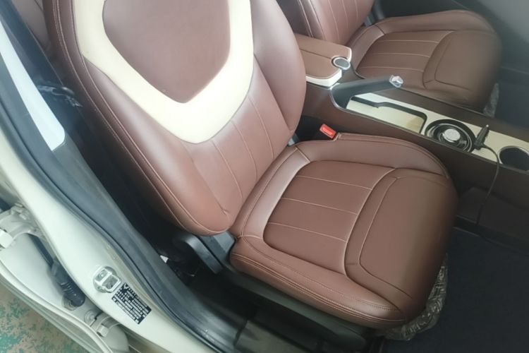 Used Wuling Bingo 2023 333 km Fast-Share Version Right Front Seat
