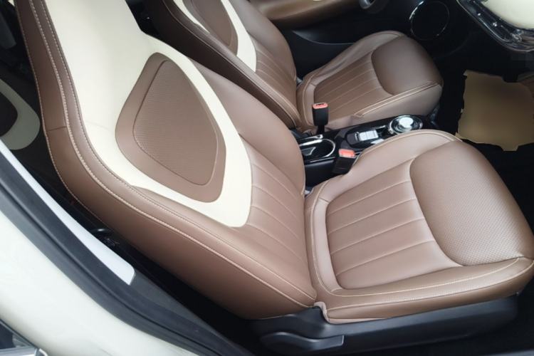 Used Wuling Bingo 2023 333km Enjoy+ Version Right Front Seat
