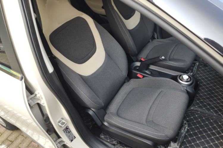 Used Wuling Bingo 2023 333 km Fast-Share Version Right Front Seat
