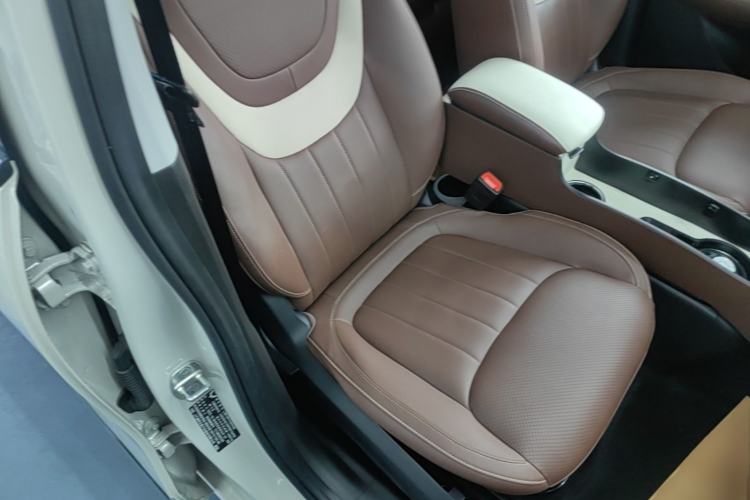 Used Wuling Bingo 2023 333km Enjoy+ Version Right Front Seat