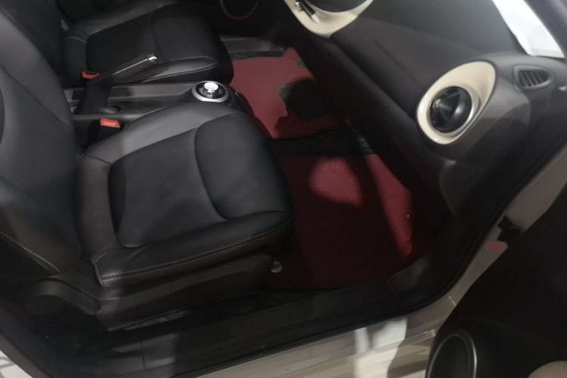 Used Wuling Bingo 2023 203km Light Edition Right Front Seat