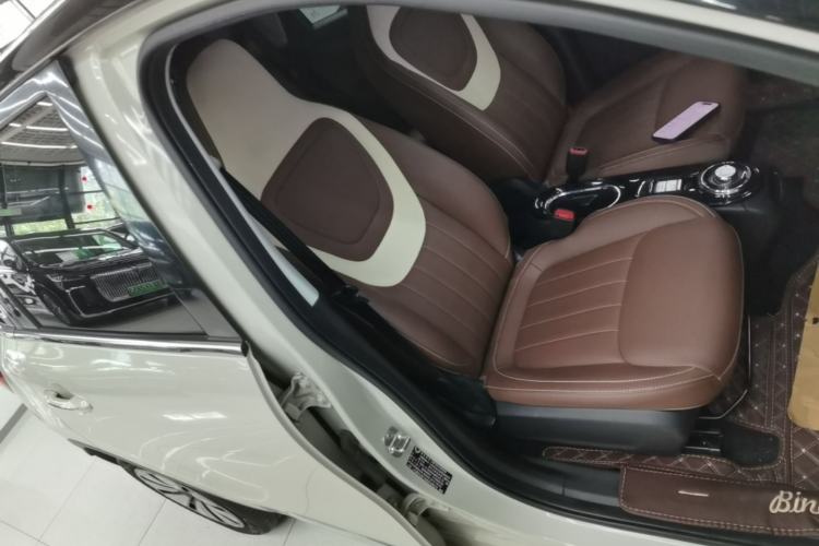 Used Wuling Bingo 2023 333 km Lingxi Connected+ Version Right Front Seat