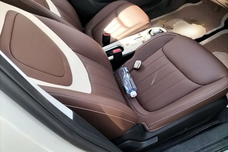 Used Wuling Bingo 2023 333km Enjoy+ Version Right Front Seat
