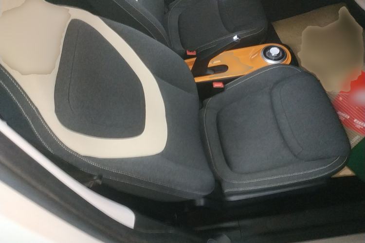 Used Wuling Bingo 2023 333 km Fast-Share Version Right Front Seat